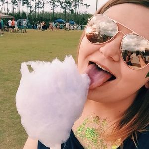 Meet your Posher, Victoria